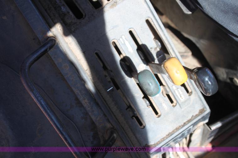 image for item H7484 1981 International 3388 2+2 4WD tractor