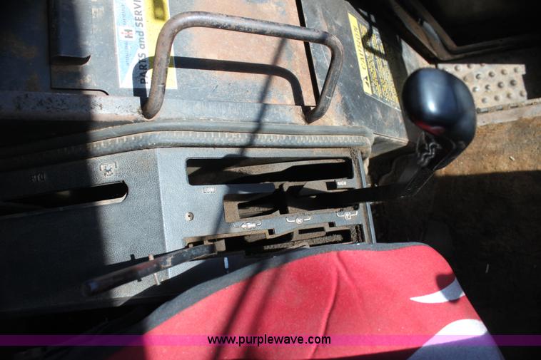 image for item H7484 1981 International 3388 2+2 4WD tractor