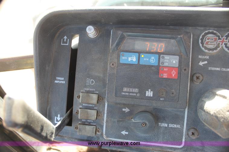 image for item H7484 1981 International 3388 2+2 4WD tractor