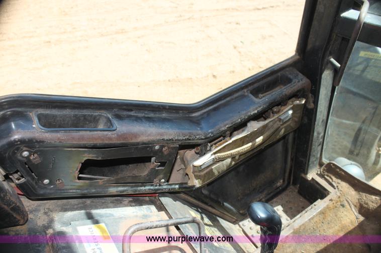 image for item H7484 1981 International 3388 2+2 4WD tractor