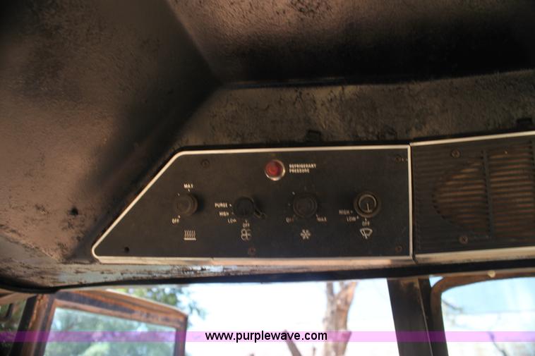 image for item H7484 1981 International 3388 2+2 4WD tractor