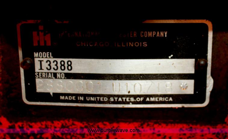 image for item H7484 1981 International 3388 2+2 4WD tractor