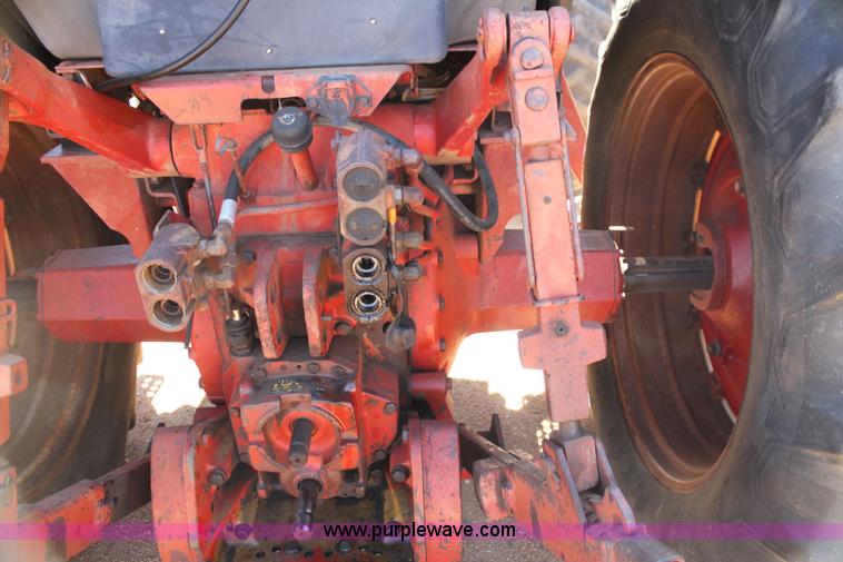 image for item H7484 1981 International 3388 2+2 4WD tractor