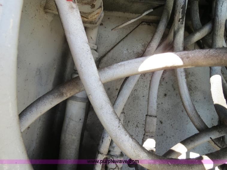 image for item S9525 Ustc, Inc. truck mounted crane