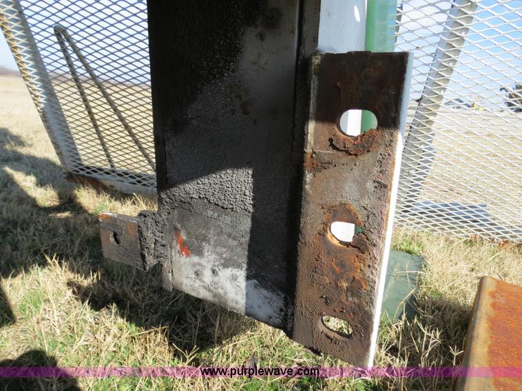 image for item S9525 Ustc, Inc. truck mounted crane