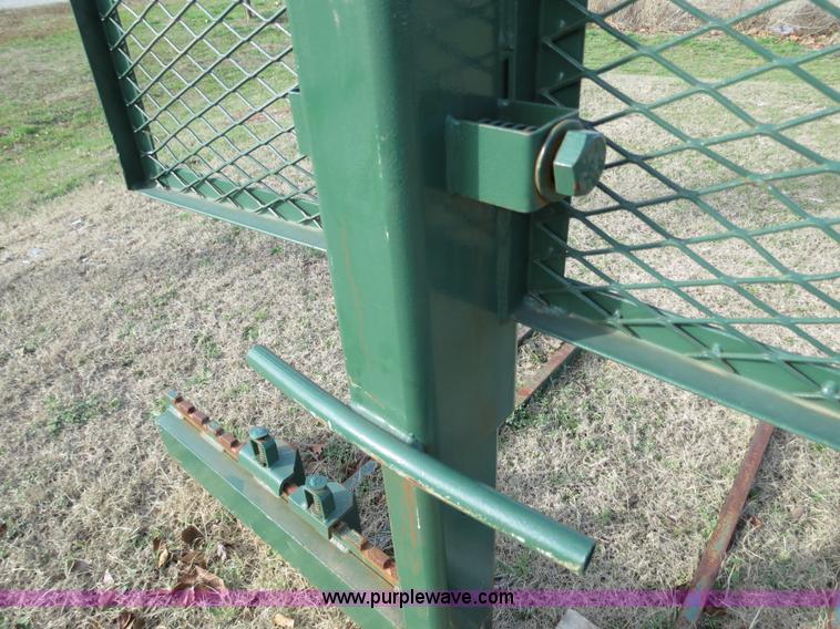 image for item S9525 Ustc, Inc. truck mounted crane