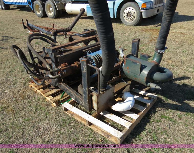 image for item S9527 Wet kit with vacuum pump