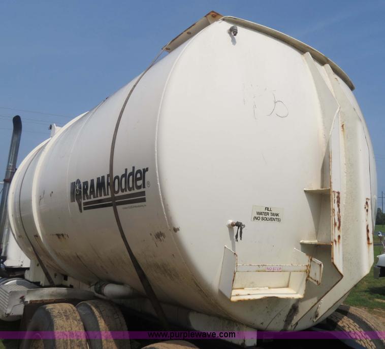 image for item S9690 Ram Rodder 14' tank