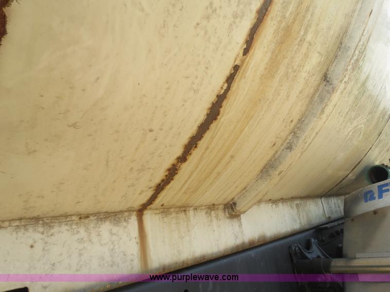 image for item S9690 Ram Rodder 14' tank