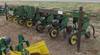 John Deere 885 cultivator Six row narrow row Three point 21 toolbar 7 x 7 16 coulters 16 x 4 press ...