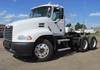 2004 Mack CX613 Vision semi truck 568,866 miles on odometer Mack E7 12 0L L6 diesel engine 355 HP 10...