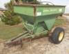 John Deere 602 fertilizer spreader Ground driven feeder Chain drive Engaging drive with axle lock ou...