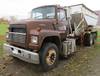 1994 Ford L9000 tender truck 334,068 miles on odometer Cummins L10 10 0L L6 diesel engine Manual tra...