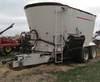 Kuhn Knight Vertical Maxx 51100 mixer Left hand discharge 1000 PTO Monitor Weigh bars Pin hitch Tand...