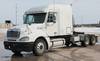 2004 Freightliner Columbia semi truck 987,038 miles on odometer 30,141 hours on meter Detroit Diesel...