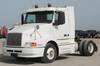 2003 Volvo VNL semi truck 916,646 miles on odometer 23,119 hours on meter Cummins ISM 10 8L L6 diese...