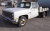 1988 Chevrolet Custom Deluxe R30 flatbed truck 81,498 miles on odometer 5 7L V8 OHV 16V gas engine E...