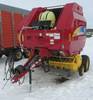 2009 New Holland BR7070 baler 5,723 total bales 540 PTO Twine surface wrap 4 bale capacity Remote gr...