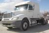 2005 Freightliner Columbia semi truck 748,193 miles on odometer Detroit Diesel Series 60 12 7L L6 tu...