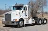 2006 Peterbilt 385 semi truck 415,836 actual miles 26,077 hours on meter Caterpillar C13 Acert diese...