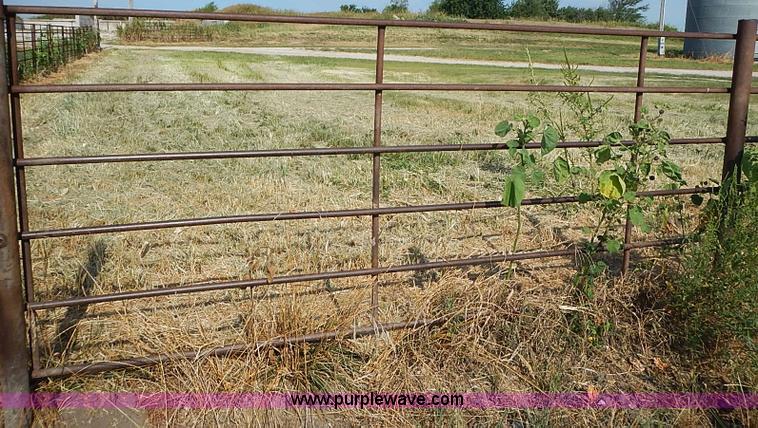 Ag Equipment Auction in Leon, Kansas by Purple Wave Auction