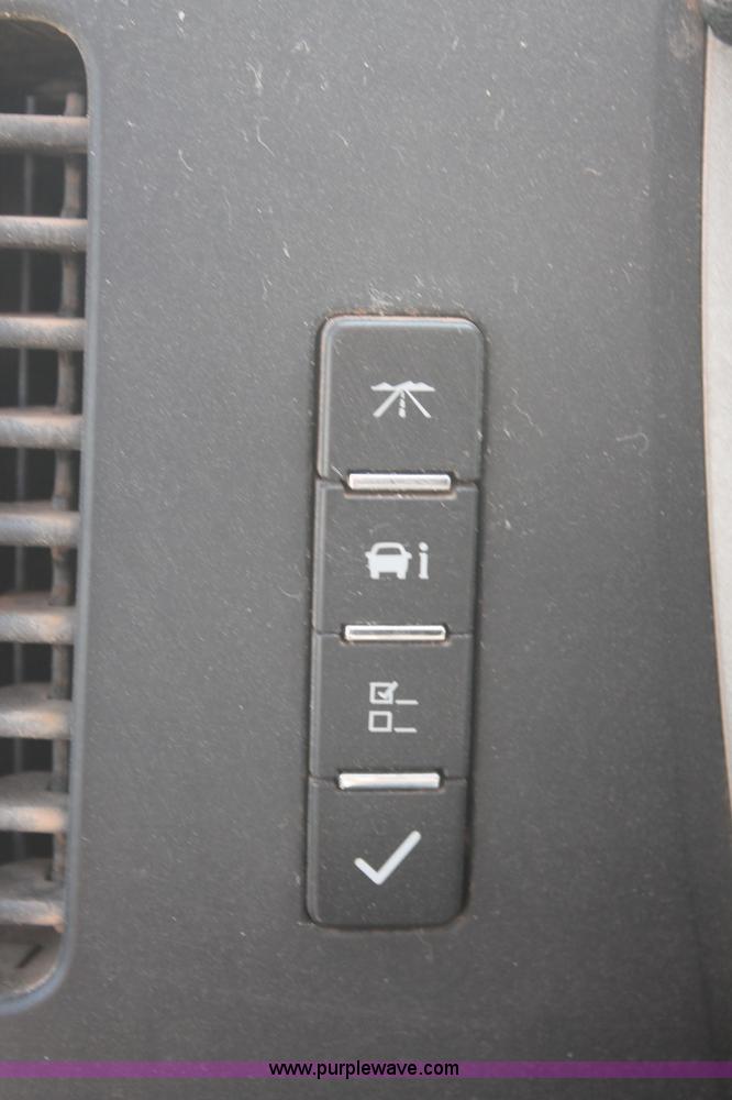 image for item H8179 2010 Chevrolet Silverado 2500HD Z71 Ext. Cab pickup truck