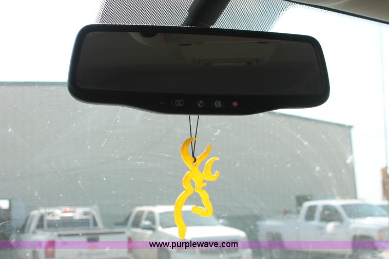 image for item H8179 2010 Chevrolet Silverado 2500HD Z71 Ext. Cab pickup truck