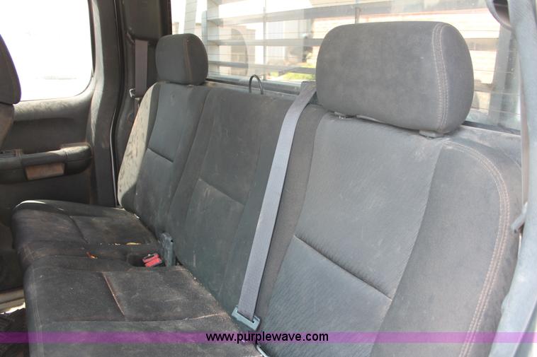 image for item H8181 2010 Chevrolet Silverado 1500 Z71 Ext. Cab pickup truck