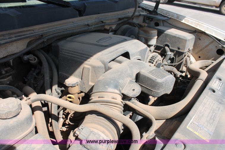 image for item H8181 2010 Chevrolet Silverado 1500 Z71 Ext. Cab pickup truck