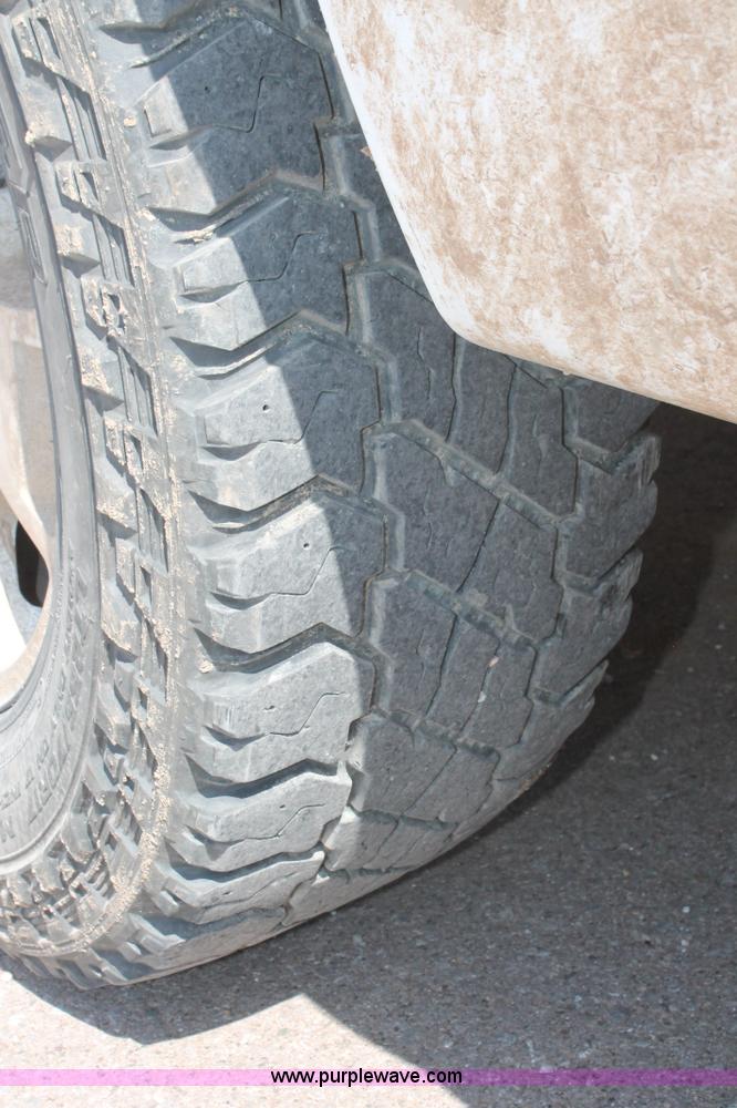 image for item H8181 2010 Chevrolet Silverado 1500 Z71 Ext. Cab pickup truck