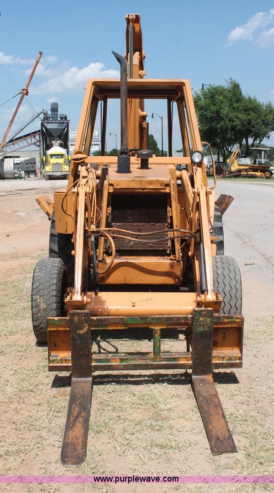image for item H8183 1990 Case 480F backhoe