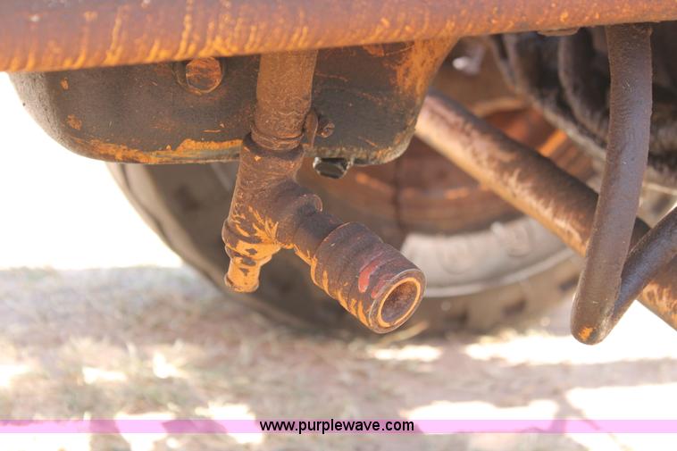 image for item H8183 1990 Case 480F backhoe