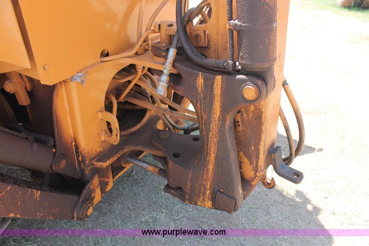image for item H8183 1990 Case 480F backhoe