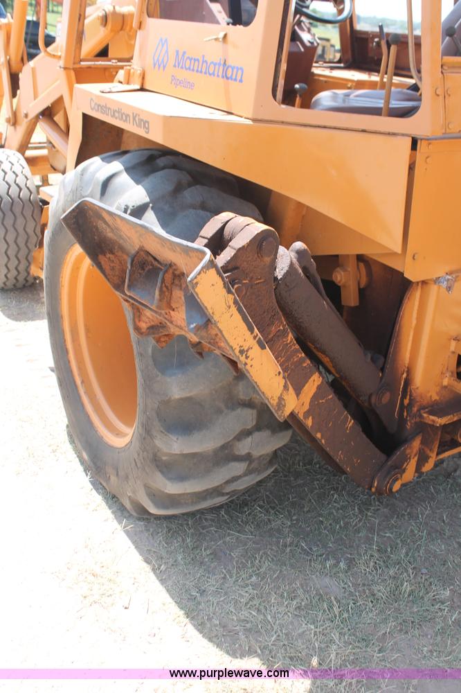 image for item H8183 1990 Case 480F backhoe