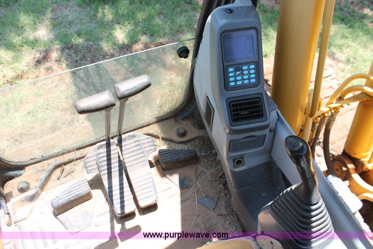 image for item I1536 2006 Komatsu PC160LC-7KA excavator