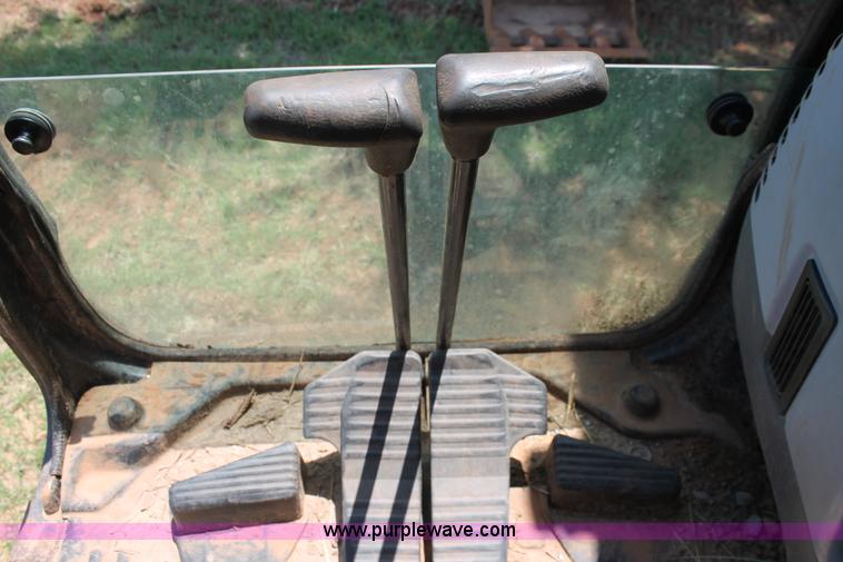 image for item I1536 2006 Komatsu PC160LC-7KA excavator