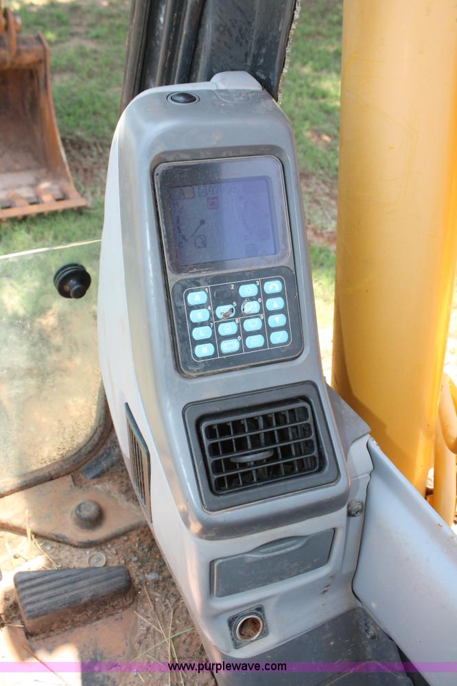 image for item I1536 2006 Komatsu PC160LC-7KA excavator