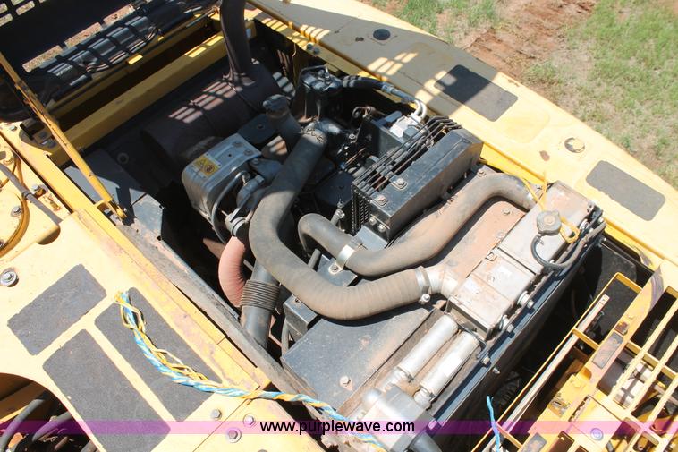 image for item I1536 2006 Komatsu PC160LC-7KA excavator