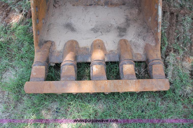 image for item I1536 2006 Komatsu PC160LC-7KA excavator