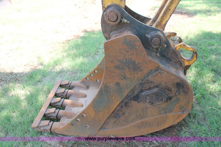 image for item I1536 2006 Komatsu PC160LC-7KA excavator