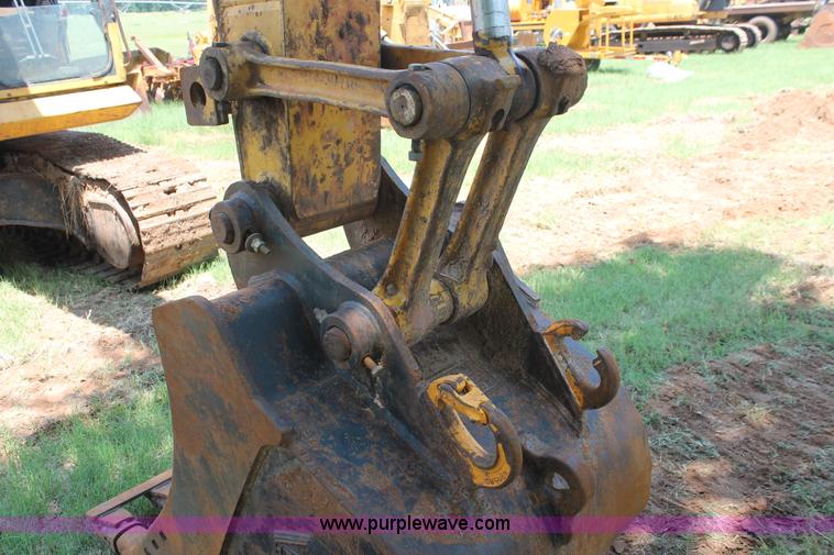 image for item I1536 2006 Komatsu PC160LC-7KA excavator