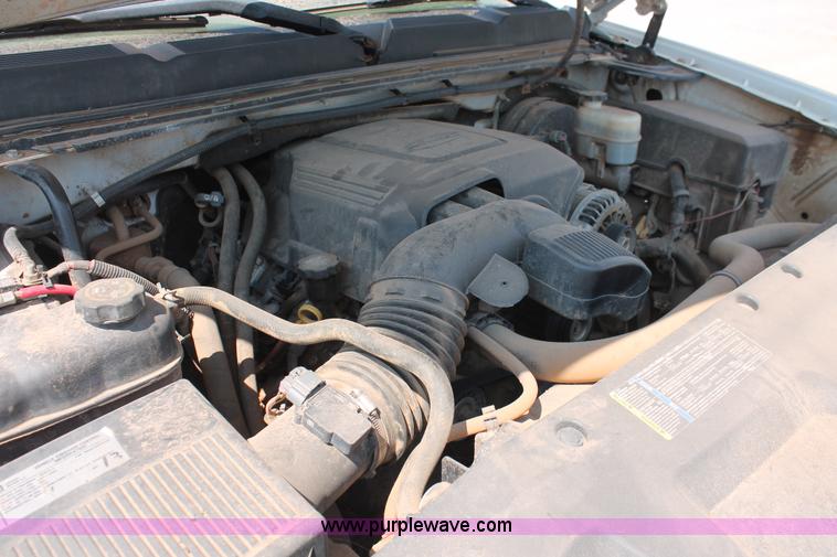 image for item I1548 2010 Chevrolet Silverado 2500HD Ext. Cab pickup truck