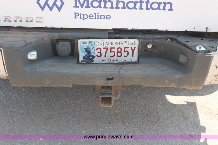 image for item I1548 2010 Chevrolet Silverado 2500HD Ext. Cab pickup truck