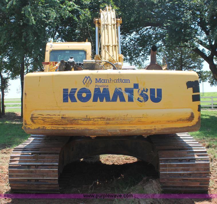 image for item I1549 2001 Komatsu PC200LC-6LE excavator