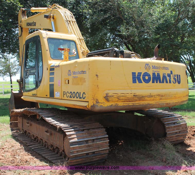 image for item I1549 2001 Komatsu PC200LC-6LE excavator