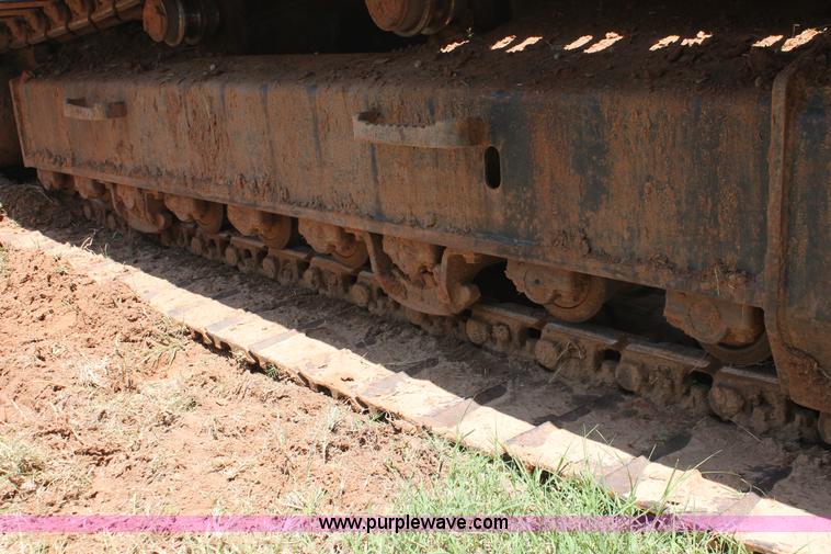 image for item I1549 2001 Komatsu PC200LC-6LE excavator