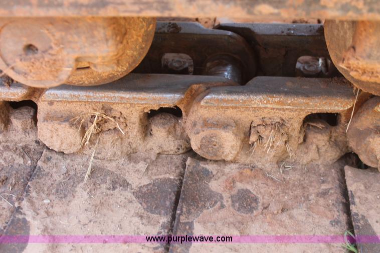 image for item I1549 2001 Komatsu PC200LC-6LE excavator