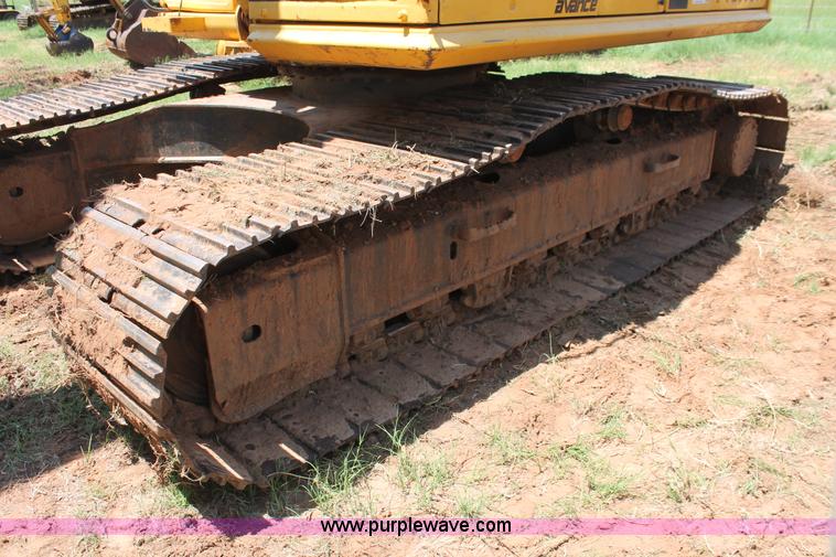 image for item I1549 2001 Komatsu PC200LC-6LE excavator