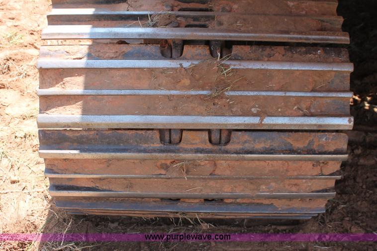 image for item I1549 2001 Komatsu PC200LC-6LE excavator