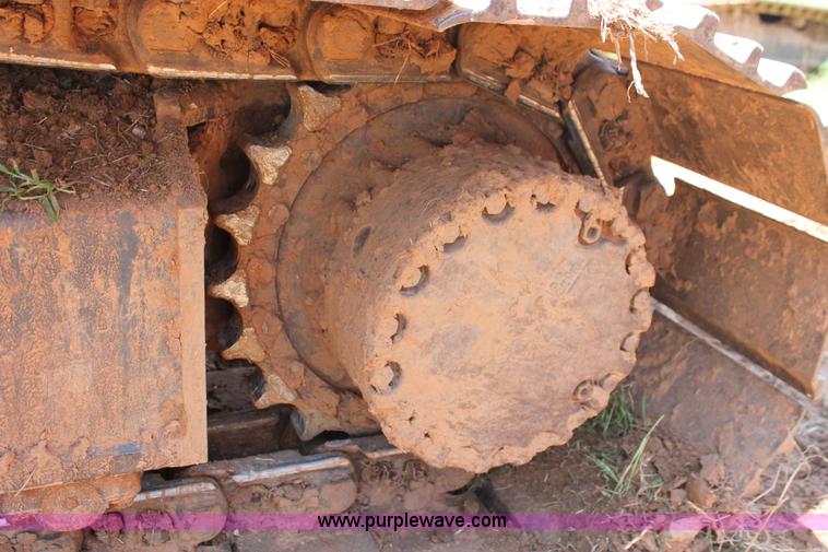 image for item I1549 2001 Komatsu PC200LC-6LE excavator